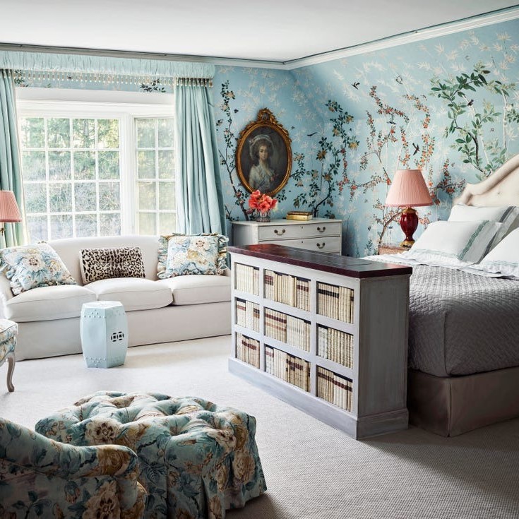 bedroom with wallpaper